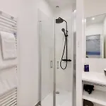 Modern Apartment - 2Br-6P-Oberkampf